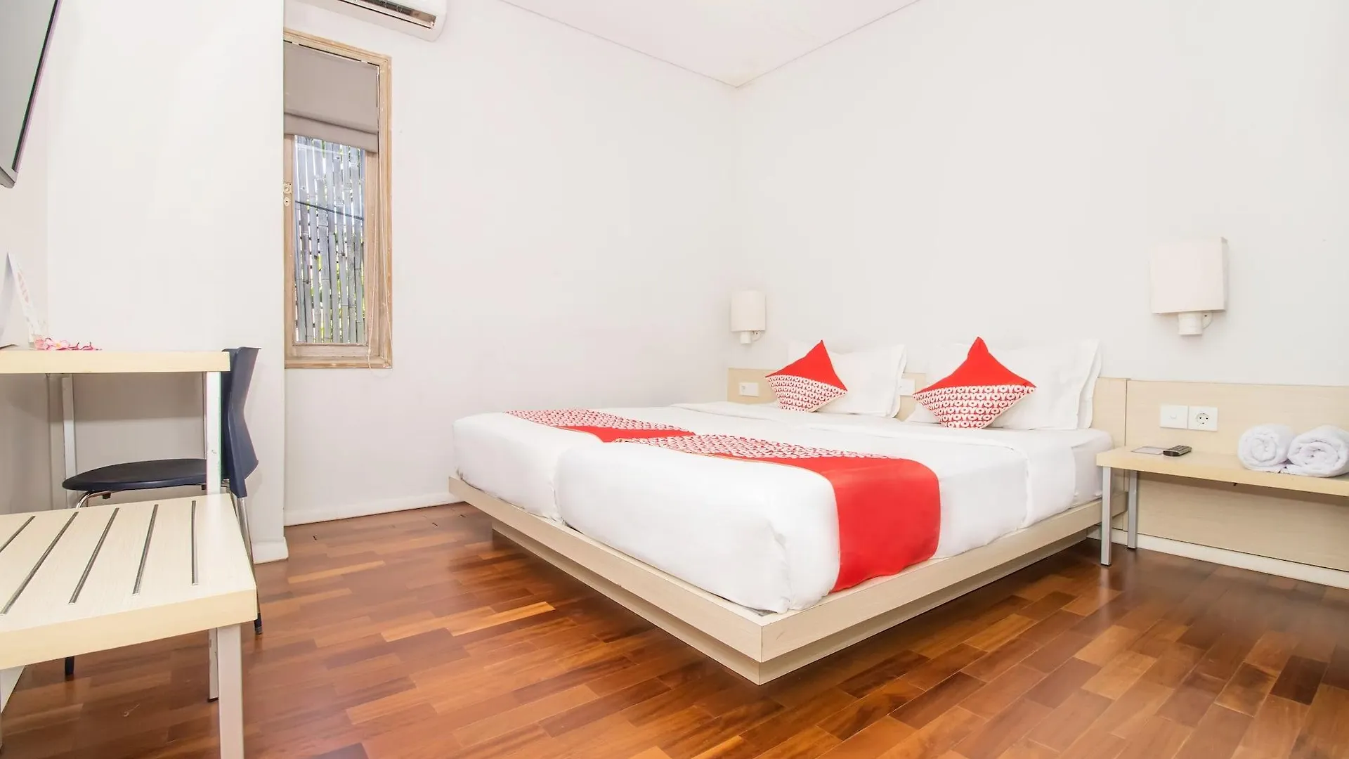 Oyo 2854 Cozy B&B Seminyak