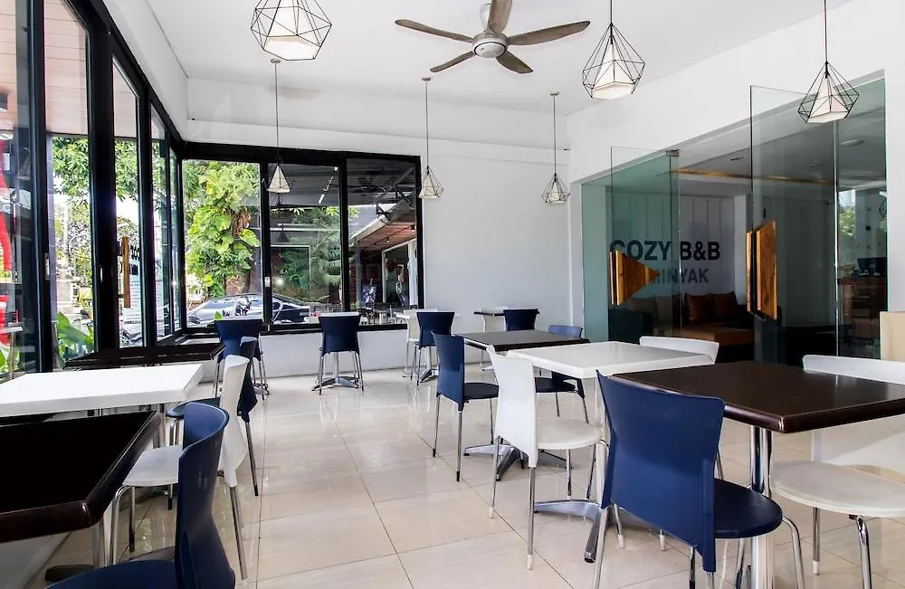 Oyo 2854 Cozy B&B Seminyak