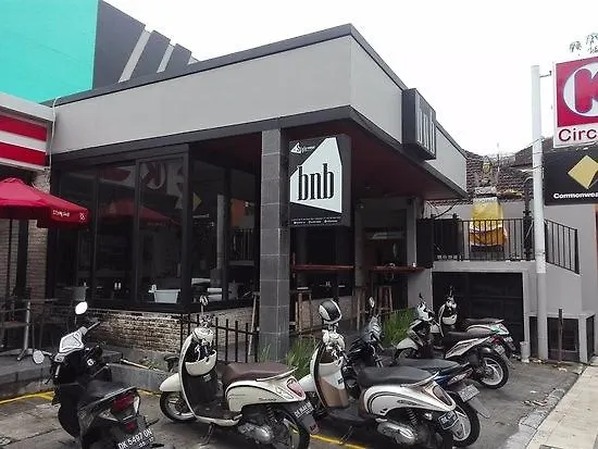 Hotel Oyo 2854 Cozy B&B Seminyak