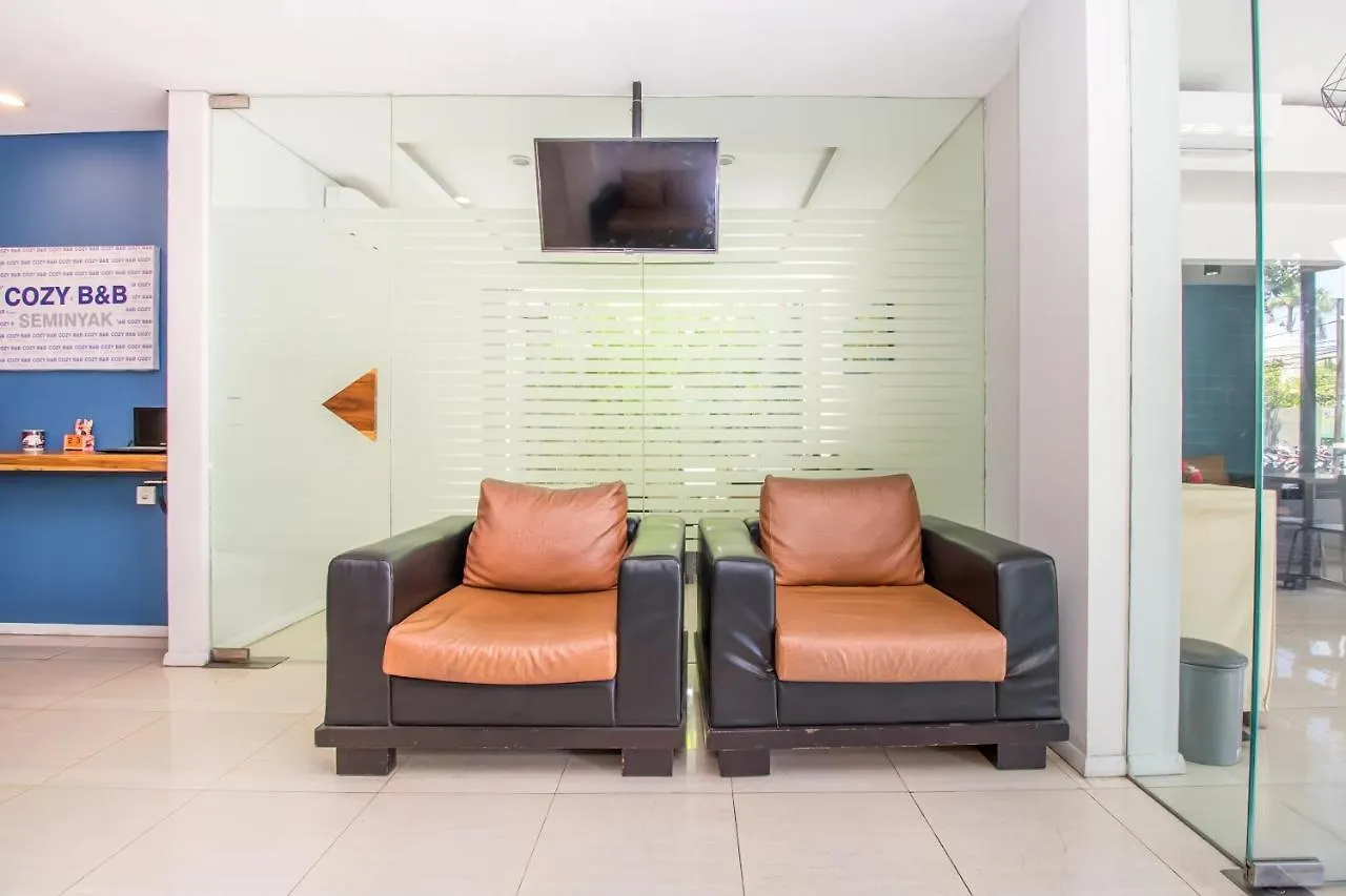 Oyo 2854 Cozy B&B Seminyak Hotel