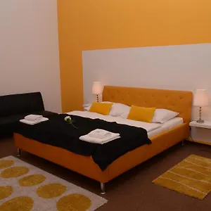Venezia 3* Prague