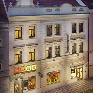 Voyage 4* Prague